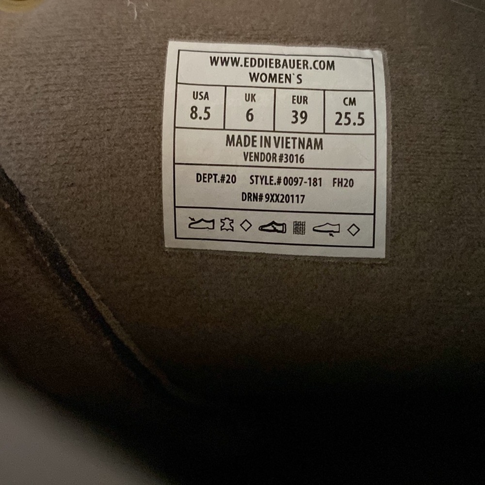 Eddie Bauer Hunt Pac Deluxe Boot In Stone Color Gem